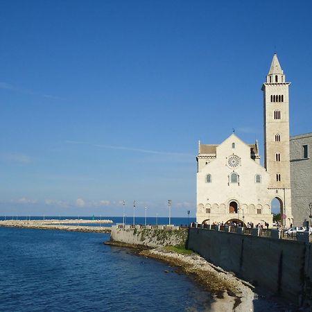 La Soffitta Covelli Bed & Breakfast Trani Exterior photo