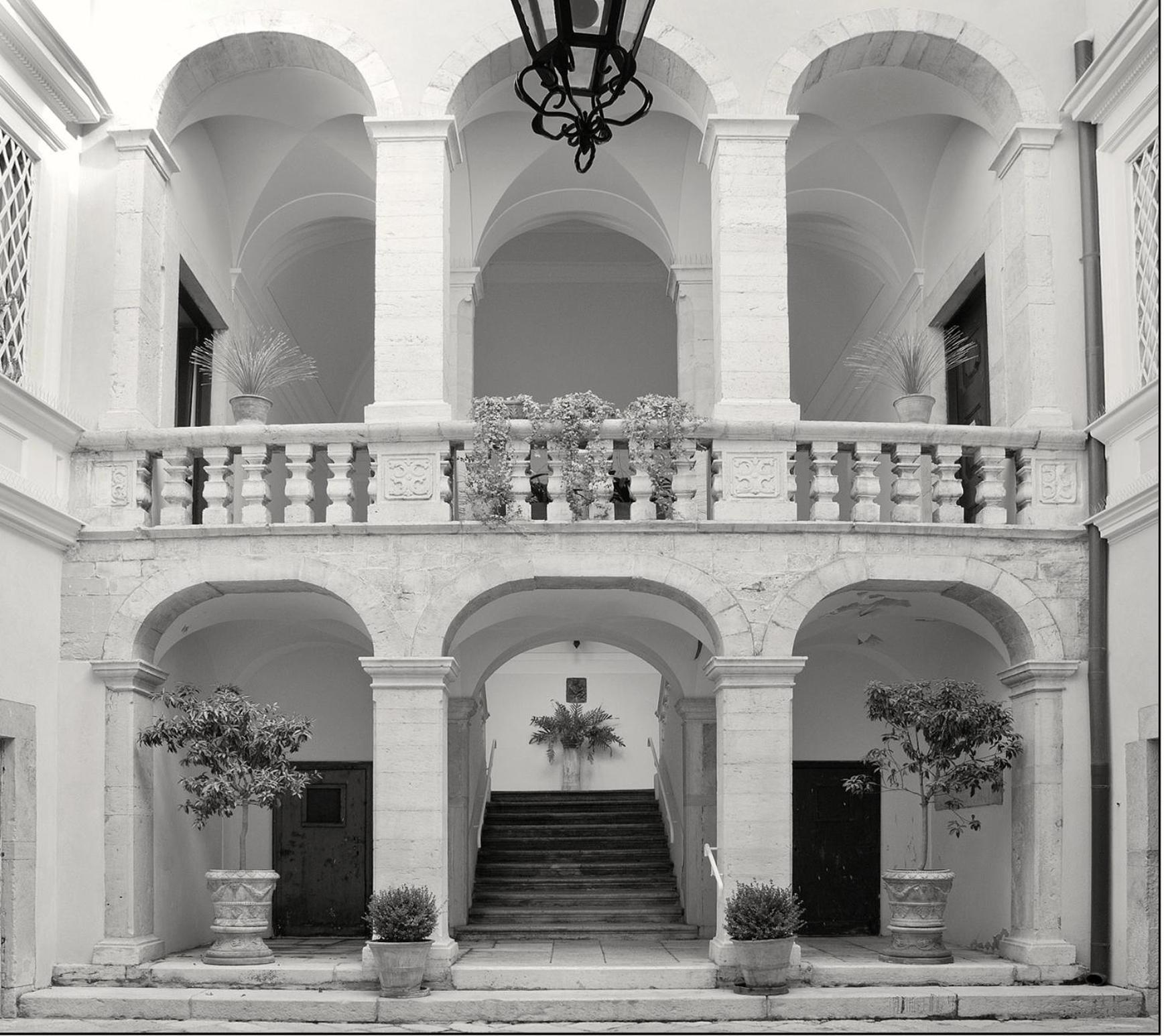 La Soffitta Covelli Bed & Breakfast Trani Exterior photo