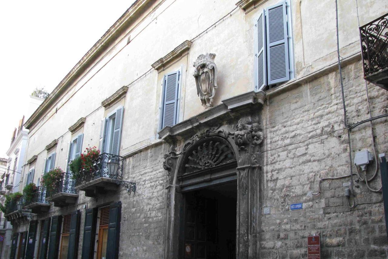 La Soffitta Covelli Bed & Breakfast Trani Exterior photo